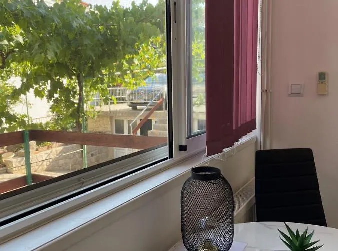 Apartmani Frane