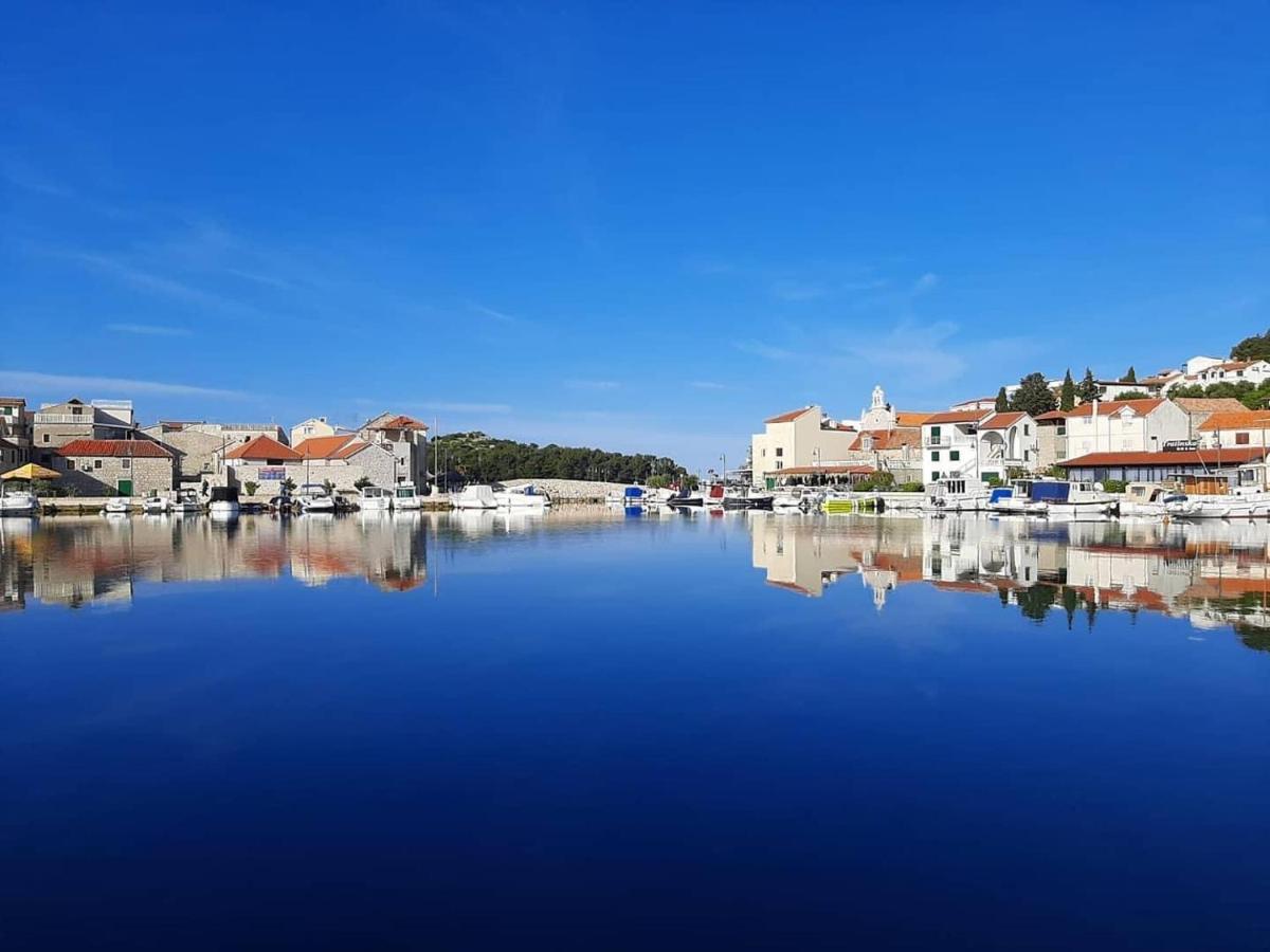 Frane * Tribunj (Sibenik-Knin)